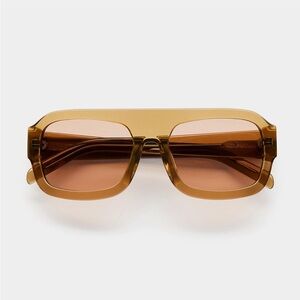 VEHLA Amber Brown Oversized Square Sunglasses